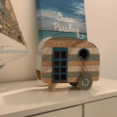 806 * 阿尔布费拉